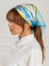 Satin Artistic Square Small-D10