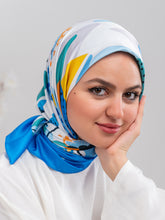 Satin Artistic Square Large-D6